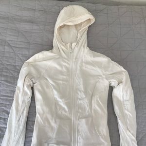 Lululemon Cream tight fit jacket